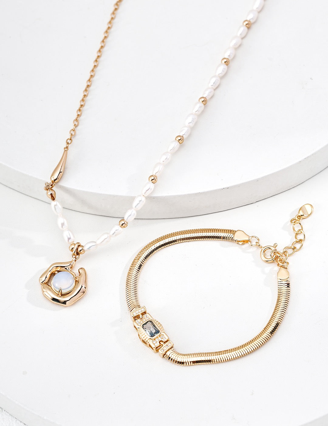 Revised English Product Description (with snake-bone chain)