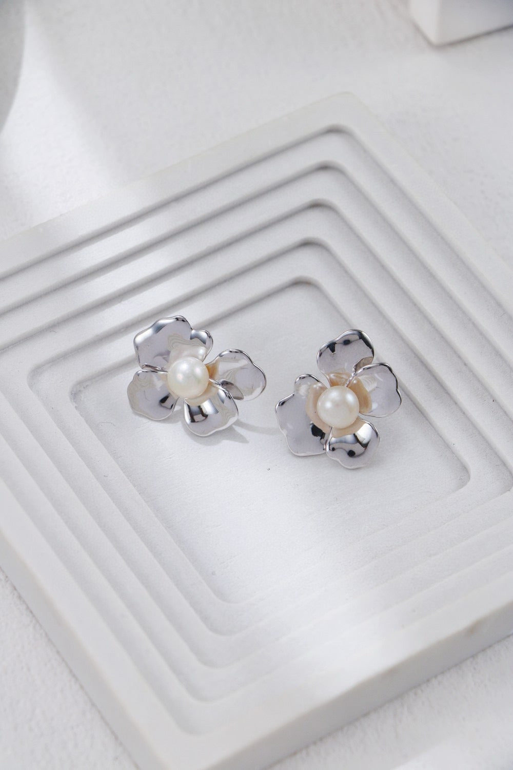 Pearl Bloom earrings
