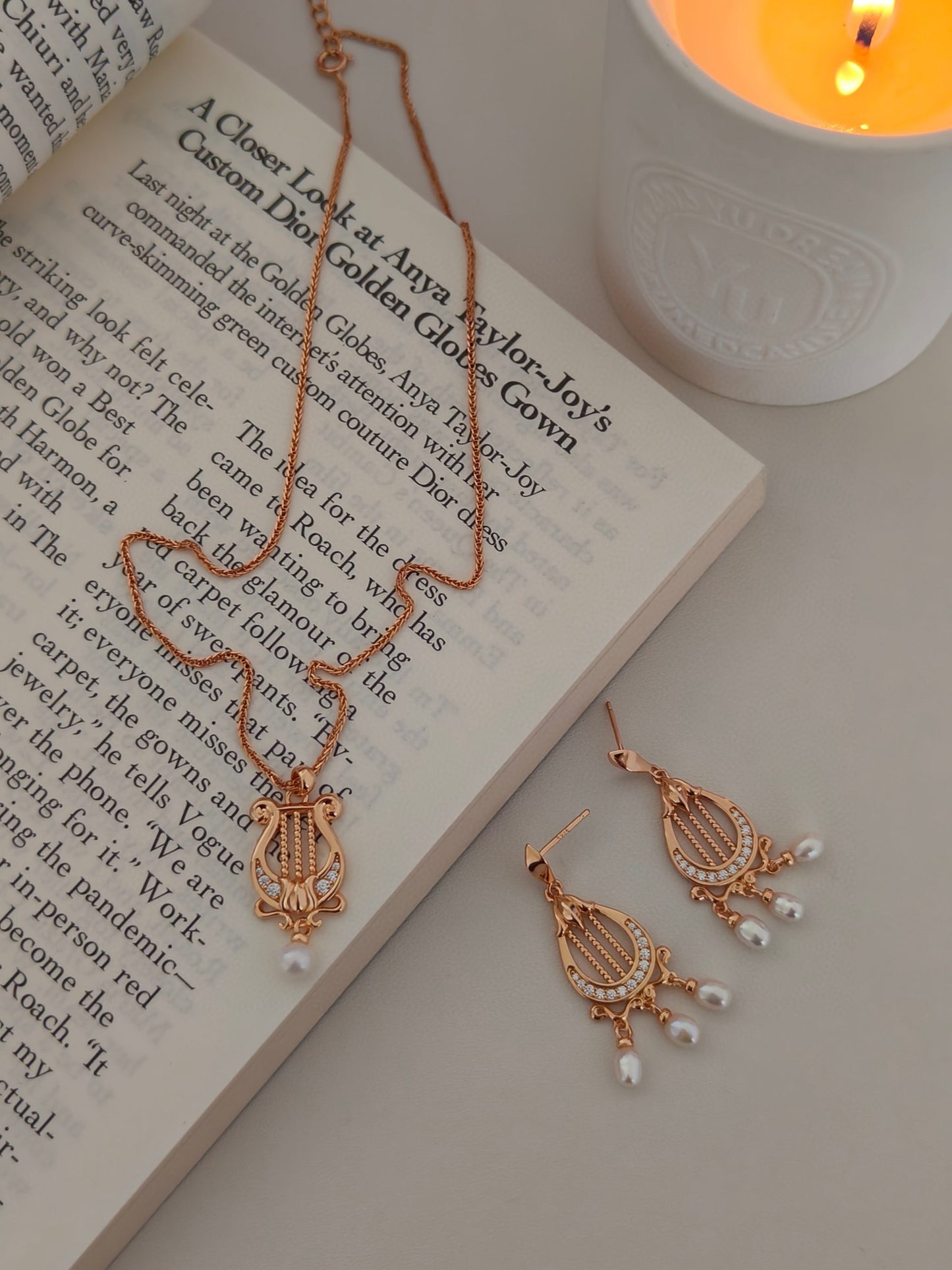 “Lyra Dreams”S925 sterling silver plated with 18k gold necklace and earrings