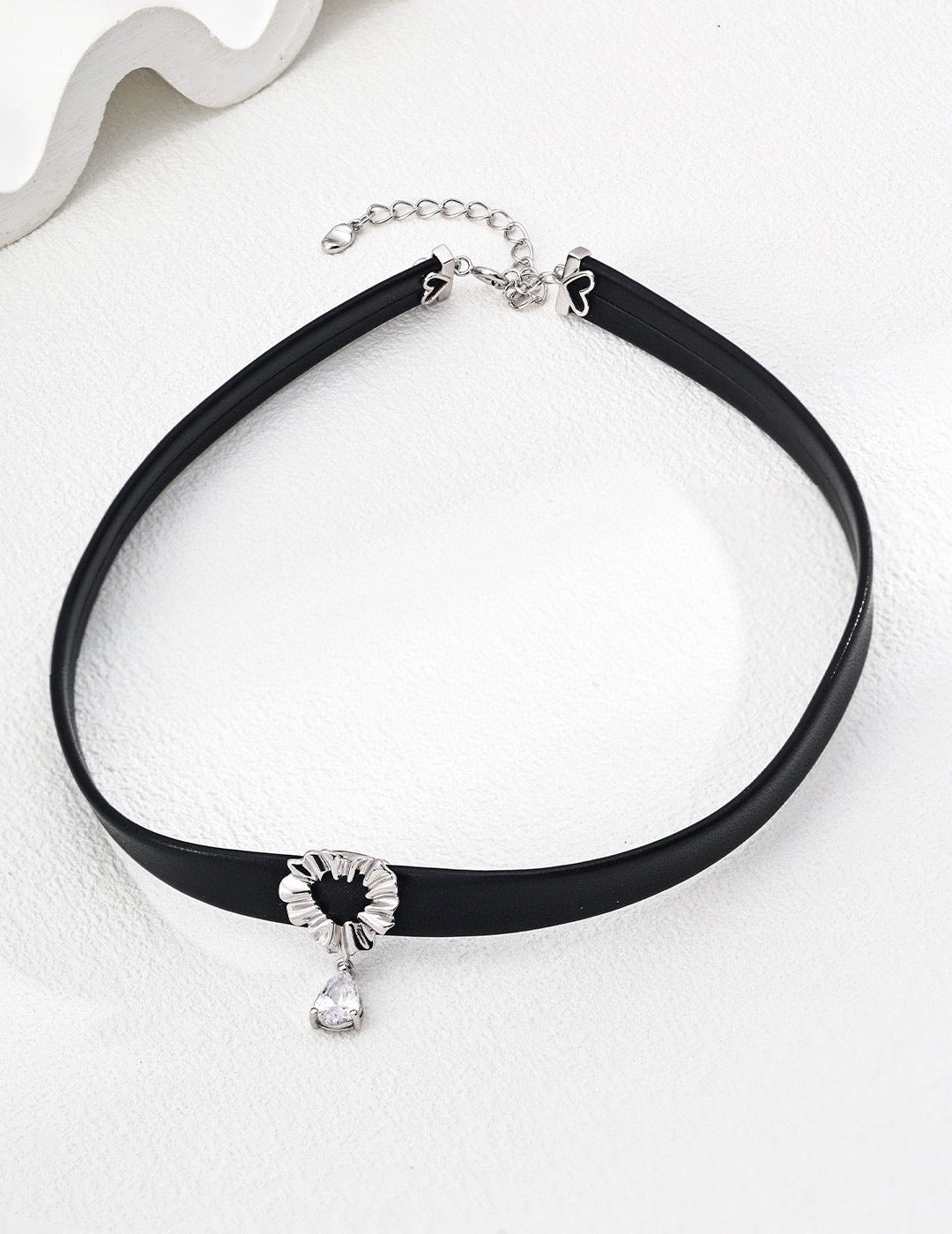 Velvet Heart Necklace – Holiday Edition