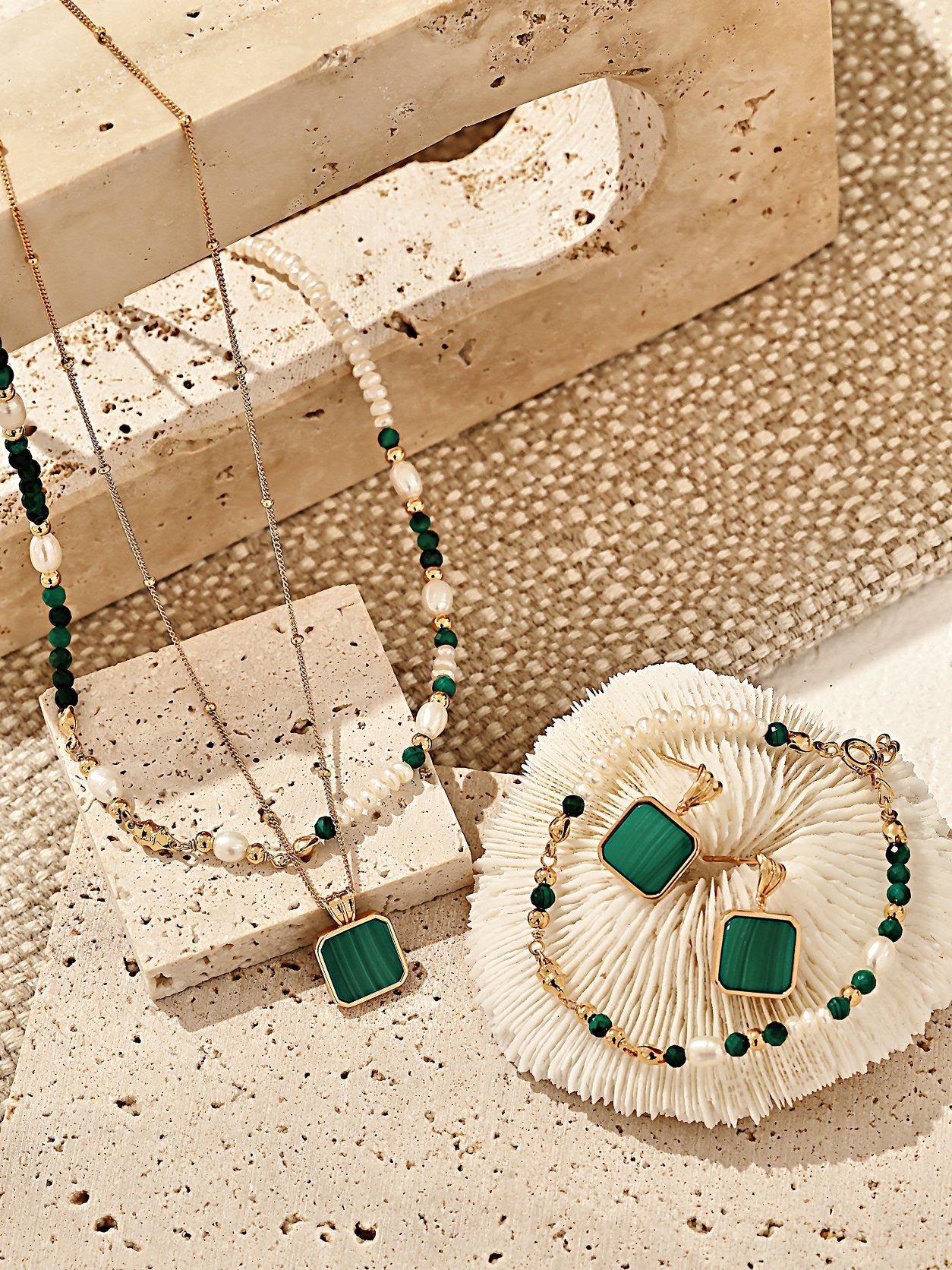 Emerald Pearl Set