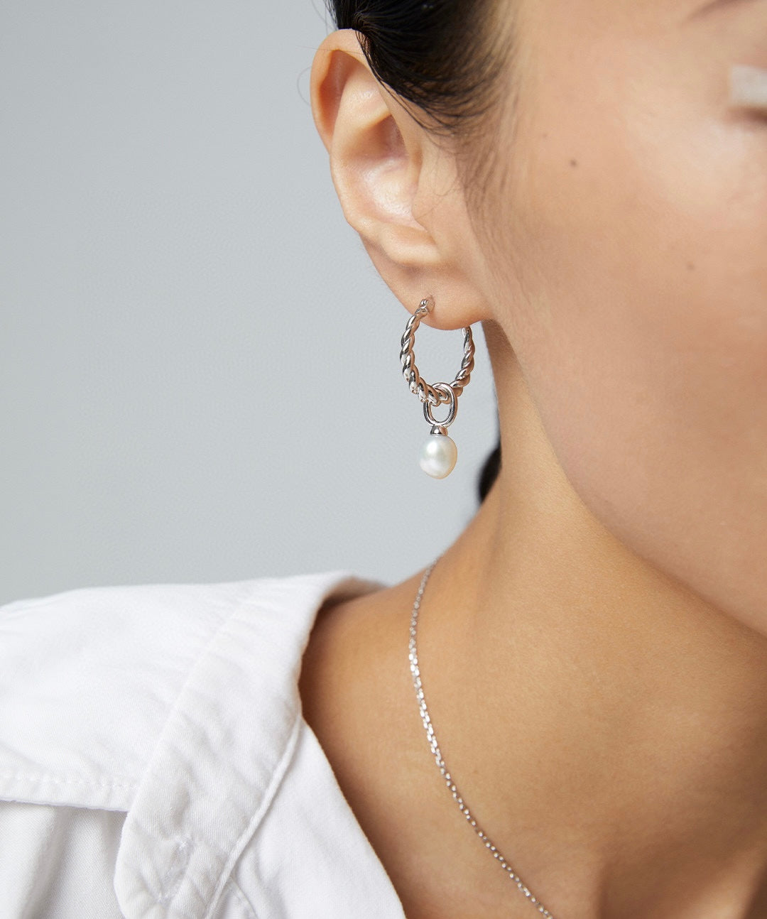 Twisted Pearl Drop Hoops – 2-in-1 elegance for every moment