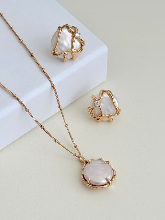 S925 Silver/gold plate/Natural round Baroque-shaped pearls earrings