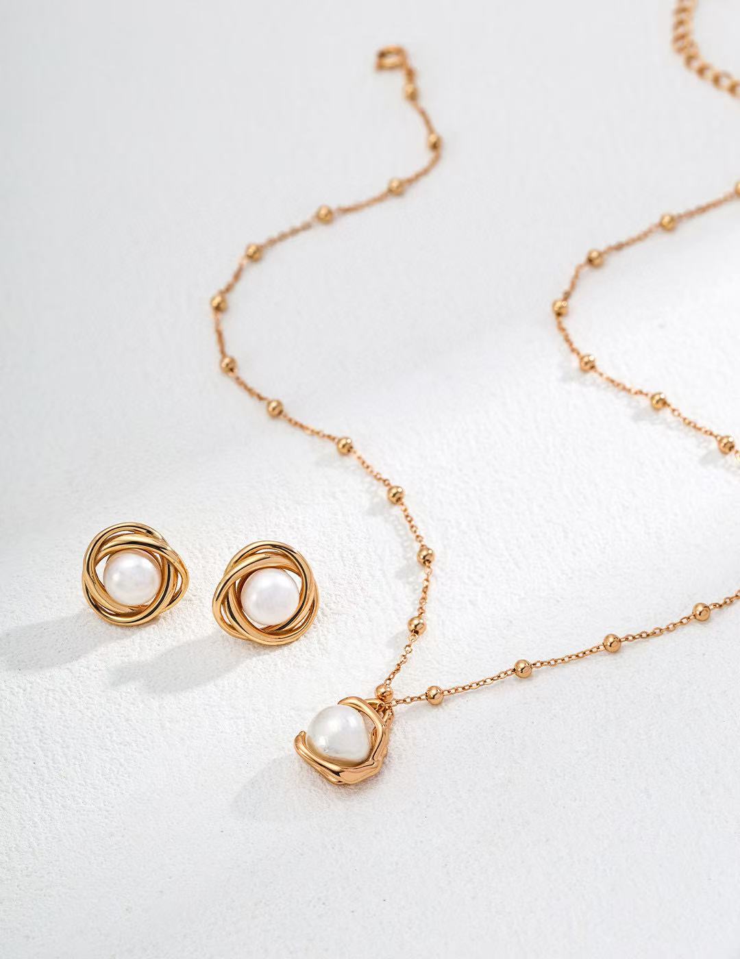 S925 silver/ gold plated braided and freshwater pearl earrings