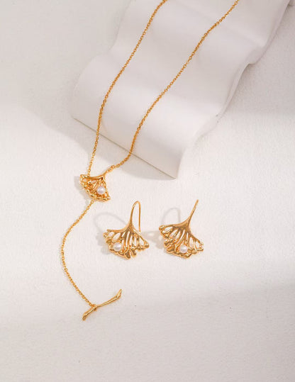 S925 Silver/Ginkgo Leaf Hollow Shape and Freshwater Pearl Adjustable Necklace