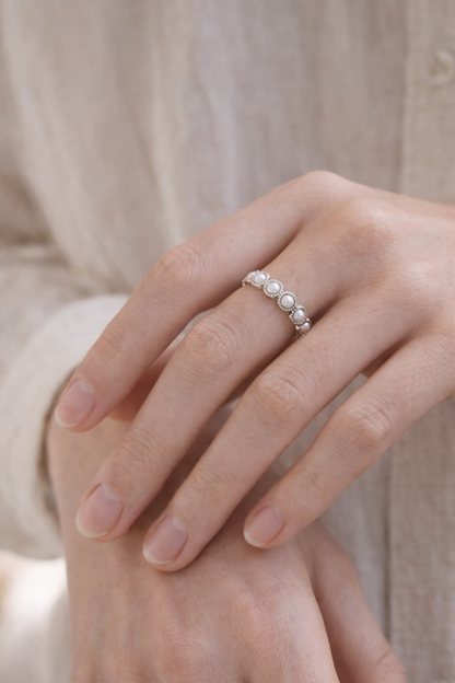 Vintage Pearl Band Ring