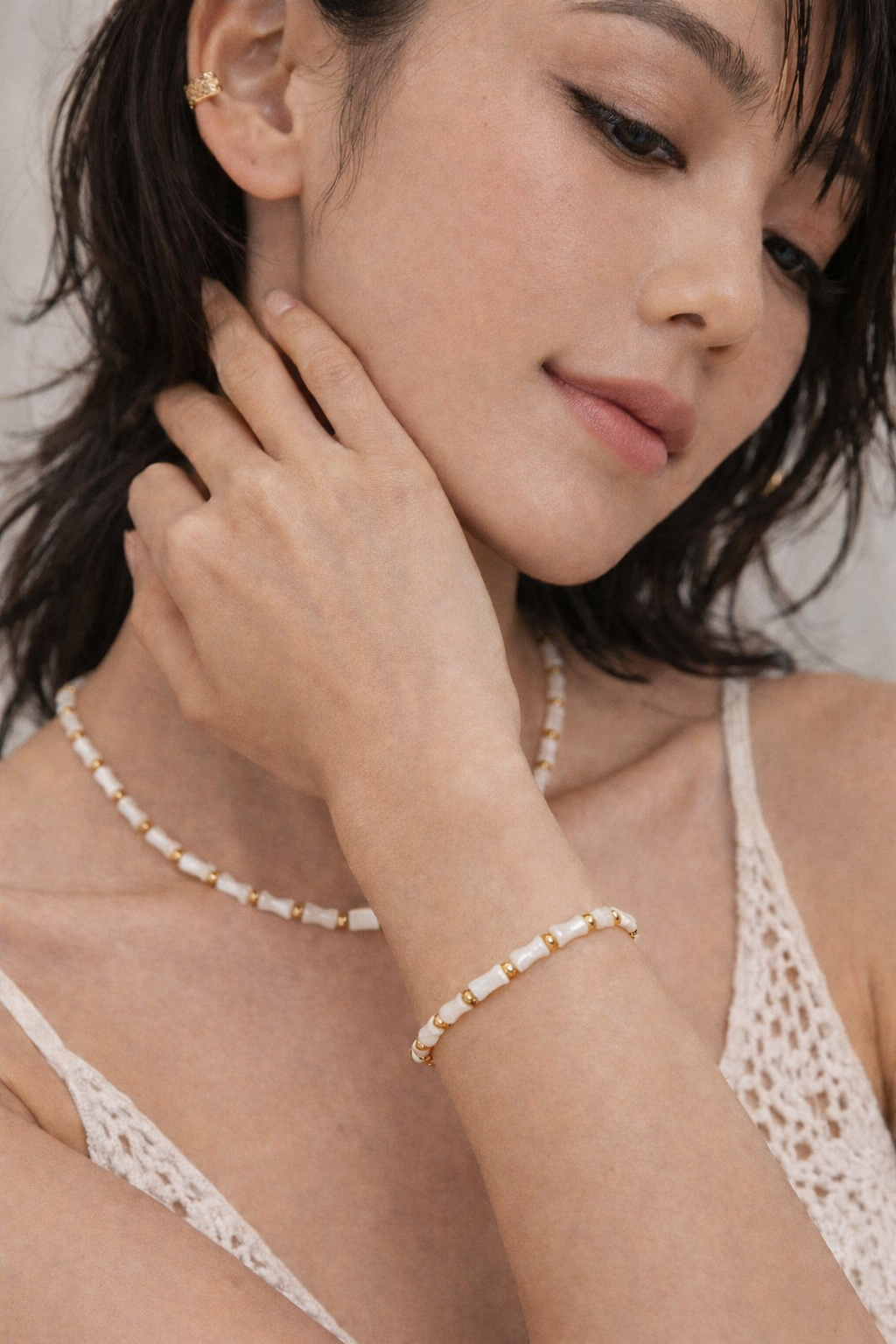 Ivory Gold Beaded Necklace & Bracelet Set