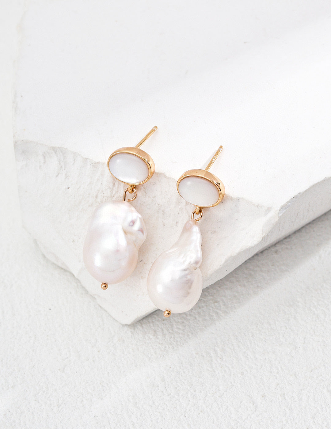 Halo Shell “Mother-of-Pearl & Baroque Pearl Earrings