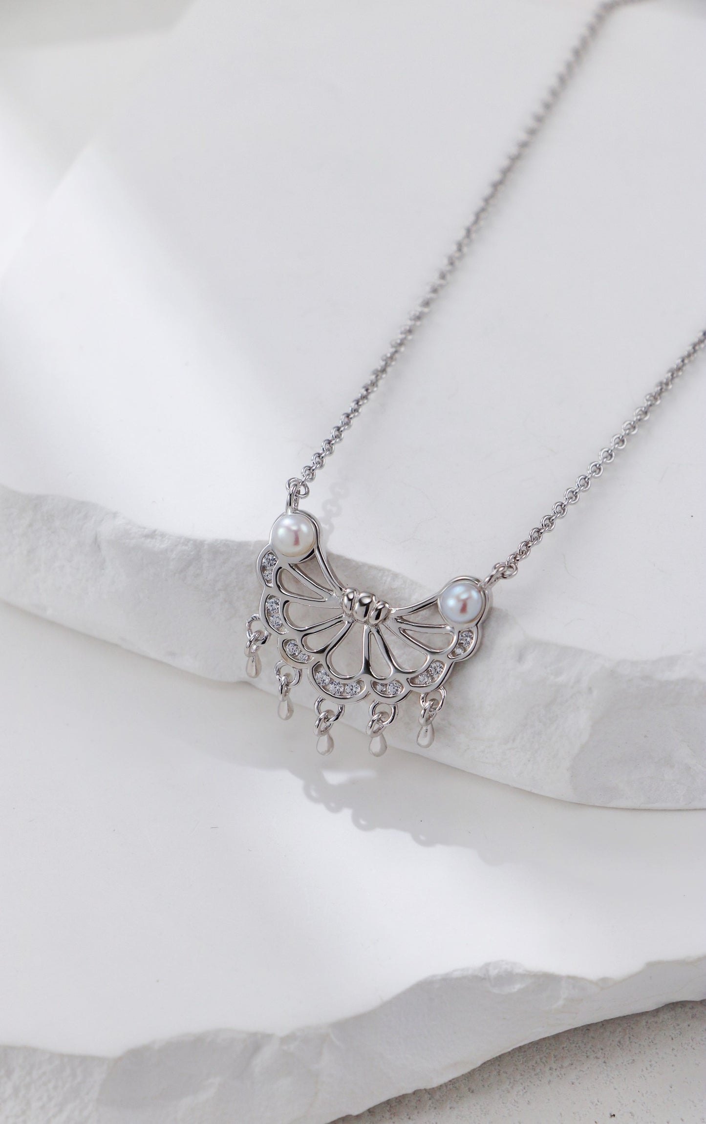 Tassel Belle Feather Series Pearl Necklace and Earrings