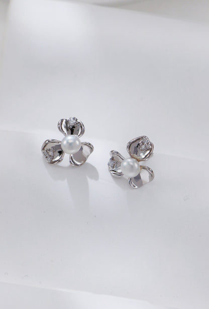 Pearl Blossom necklace earrings and ring
