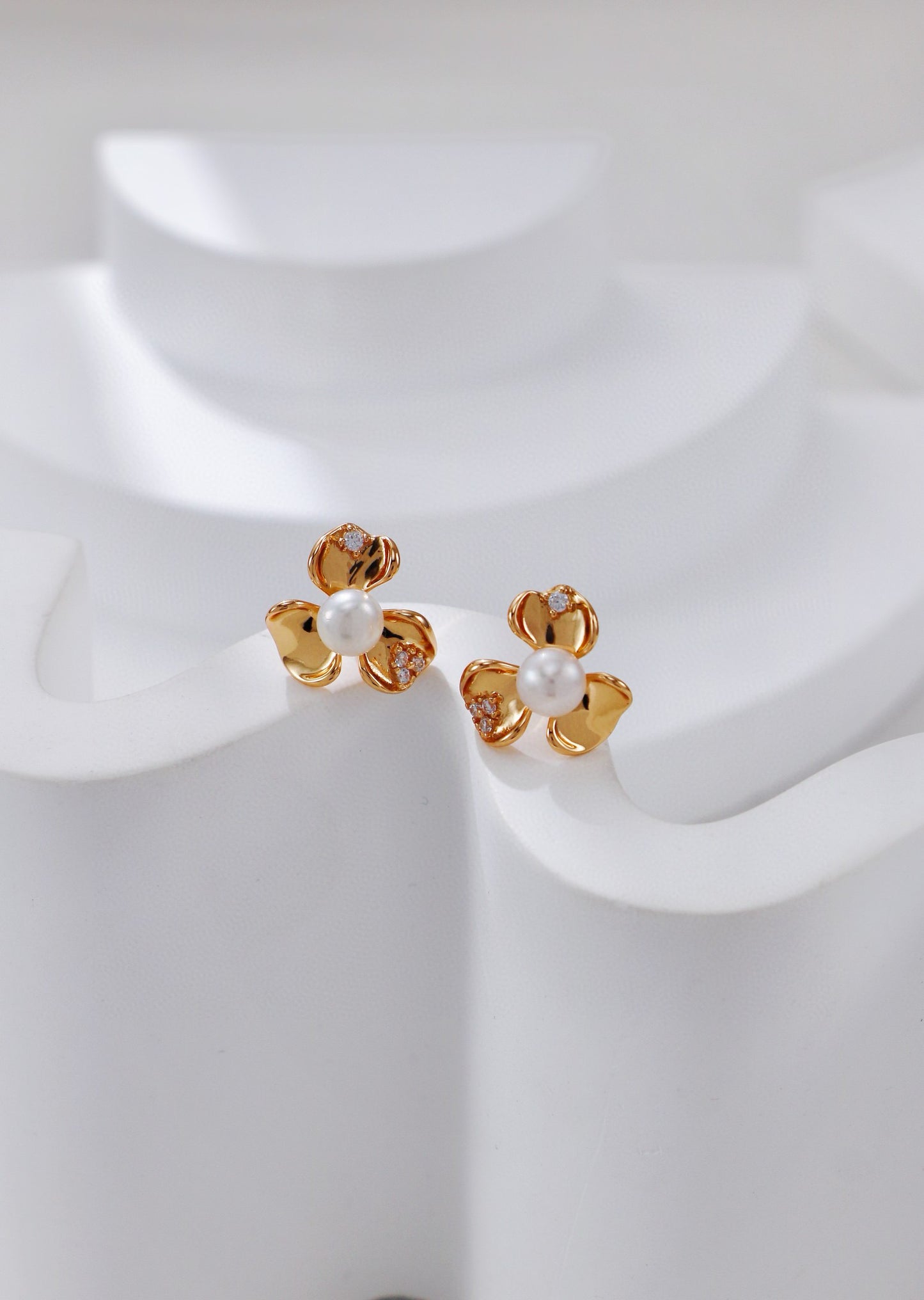 Pearl Blossom necklace earrings and ring