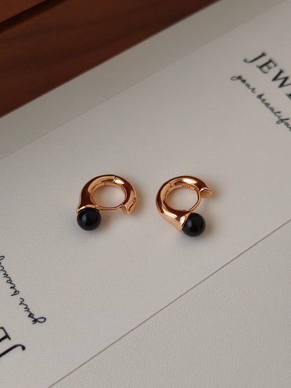 Modern, Sculptural & Effortlessly Chic