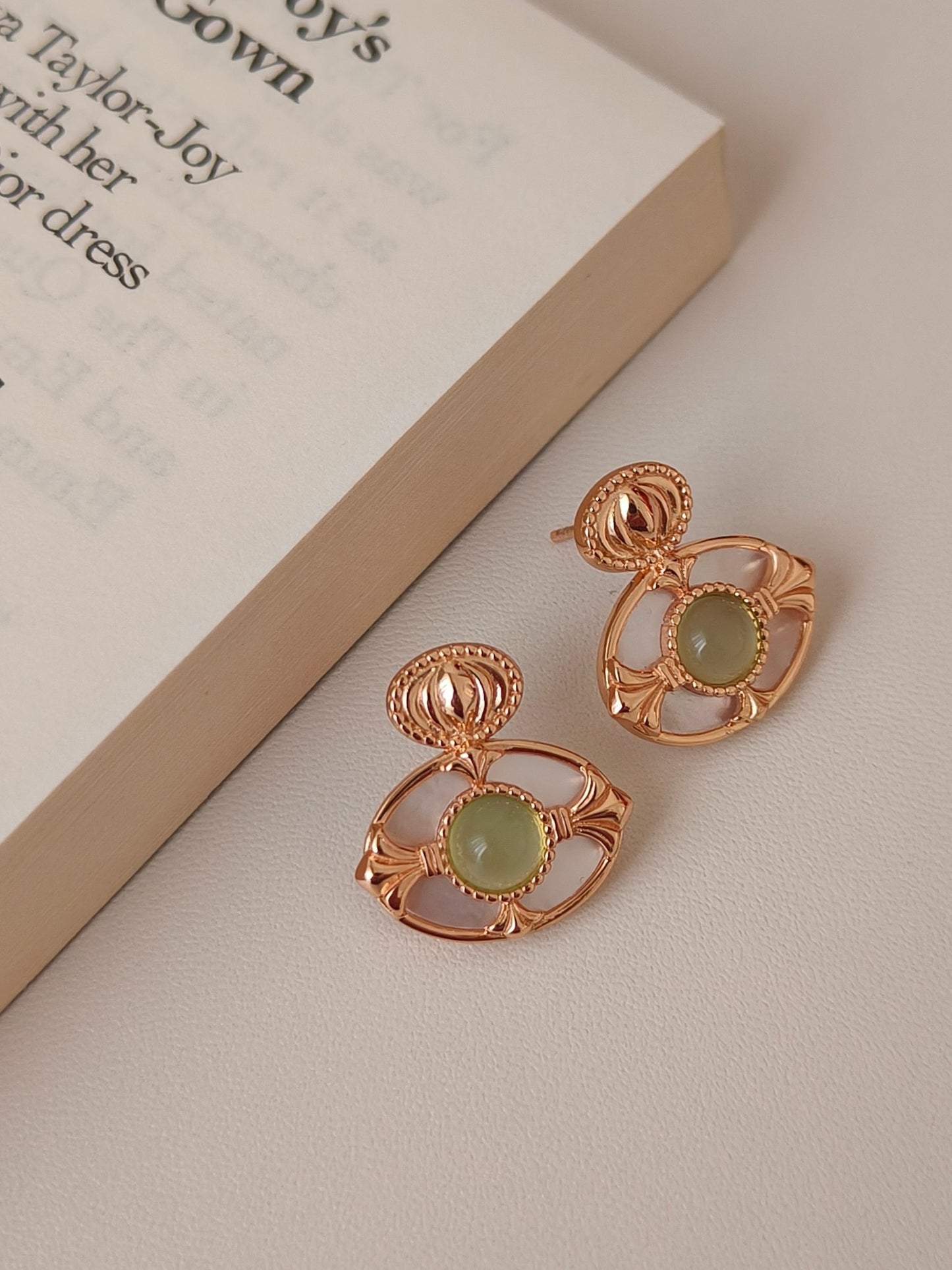 Timeless Grace in Green – S925 Silver & 18K Gold Vermeil Jewelry Set