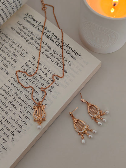 “Lyra Dreams”S925 sterling silver plated with 18k gold necklace and earrings