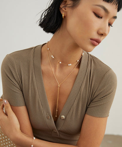 Minimal Pearl Duo — Simple, Pure, Effortless