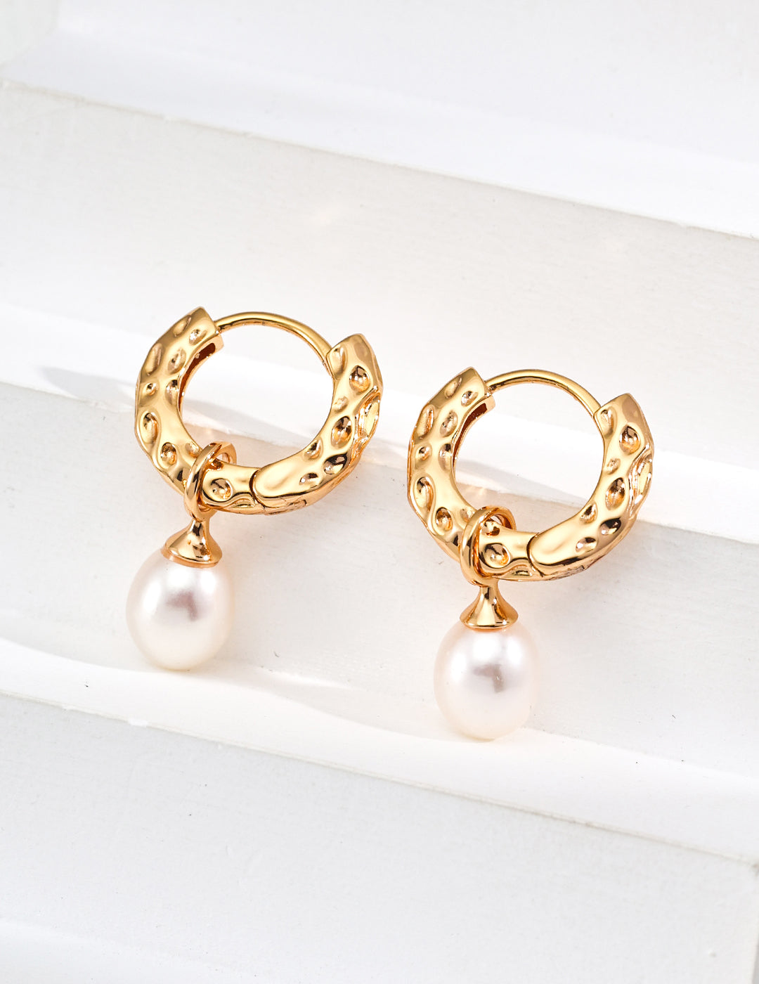 Dual-Style Nature Pearl Hoops