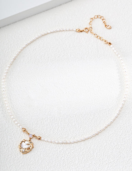 Vintage Pearl Pendant Necklace