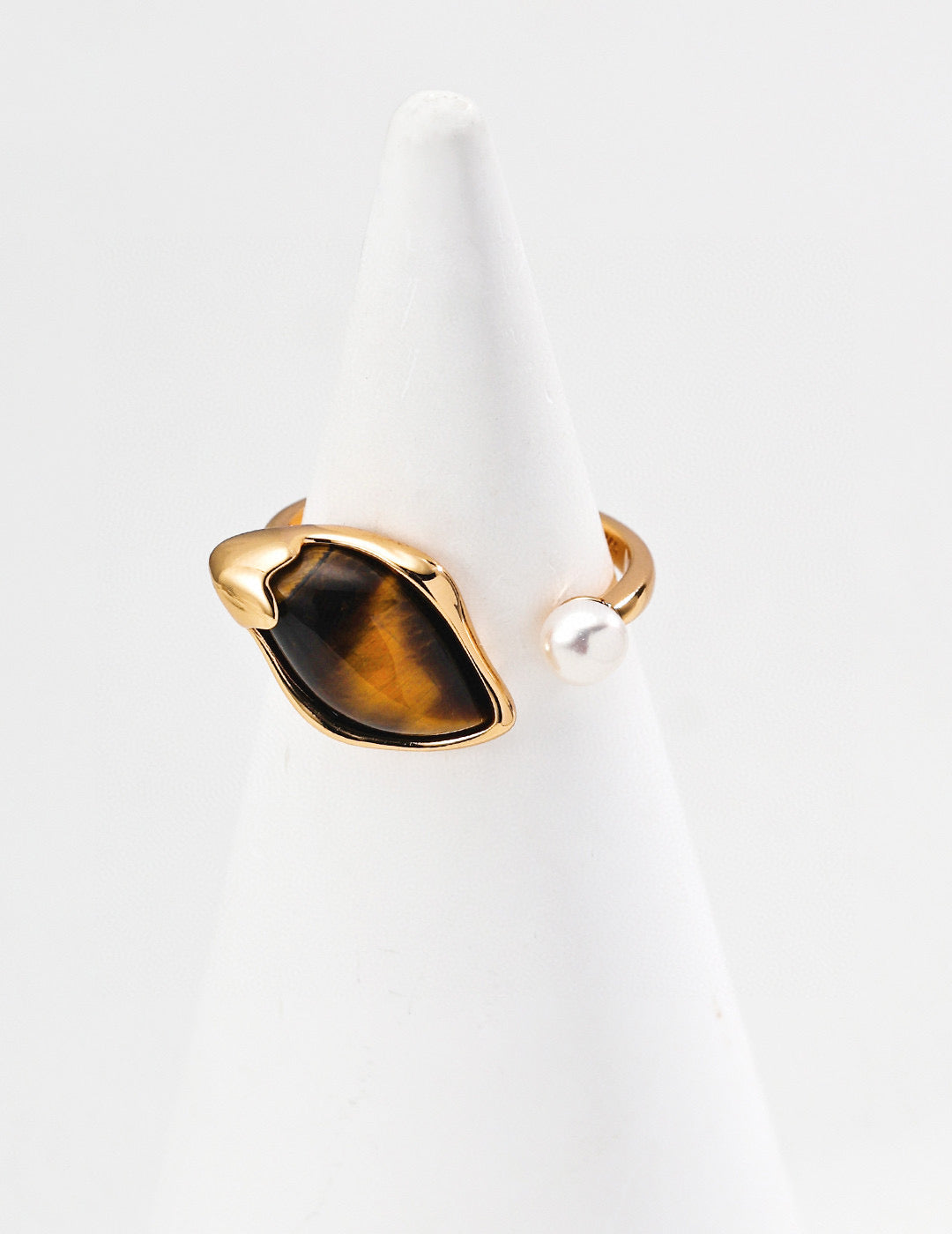 Lulu & Evie – Dawn Dew Tiger’s Eye Ring