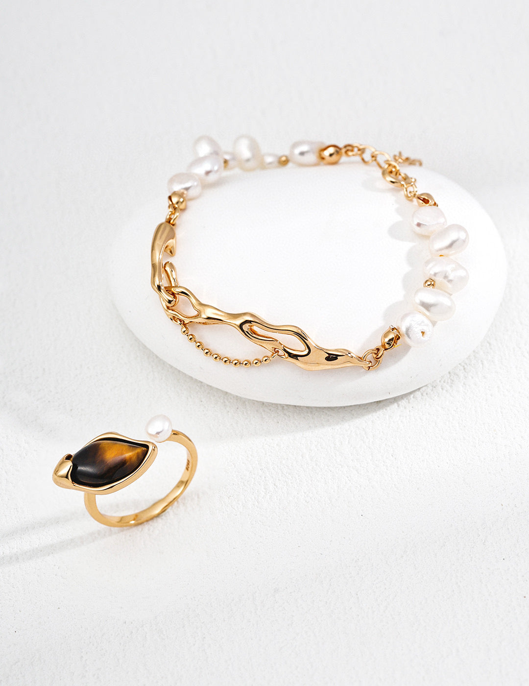 Lulu & Evie – Dawn Dew Tiger’s Eye Ring