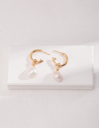 Lulu & Evie – Detachable Baroque Pearl Earrings