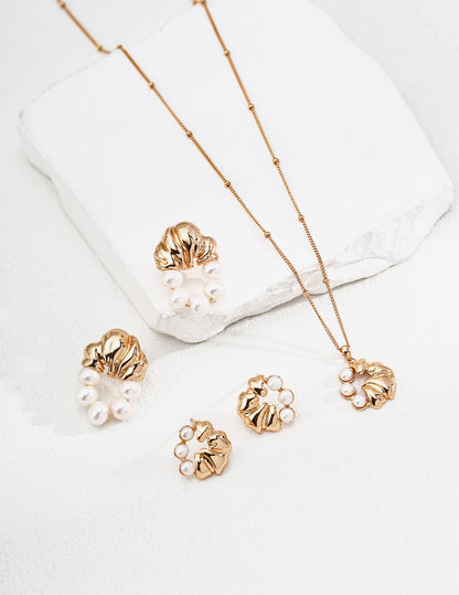 Golden Wave Pearl Set