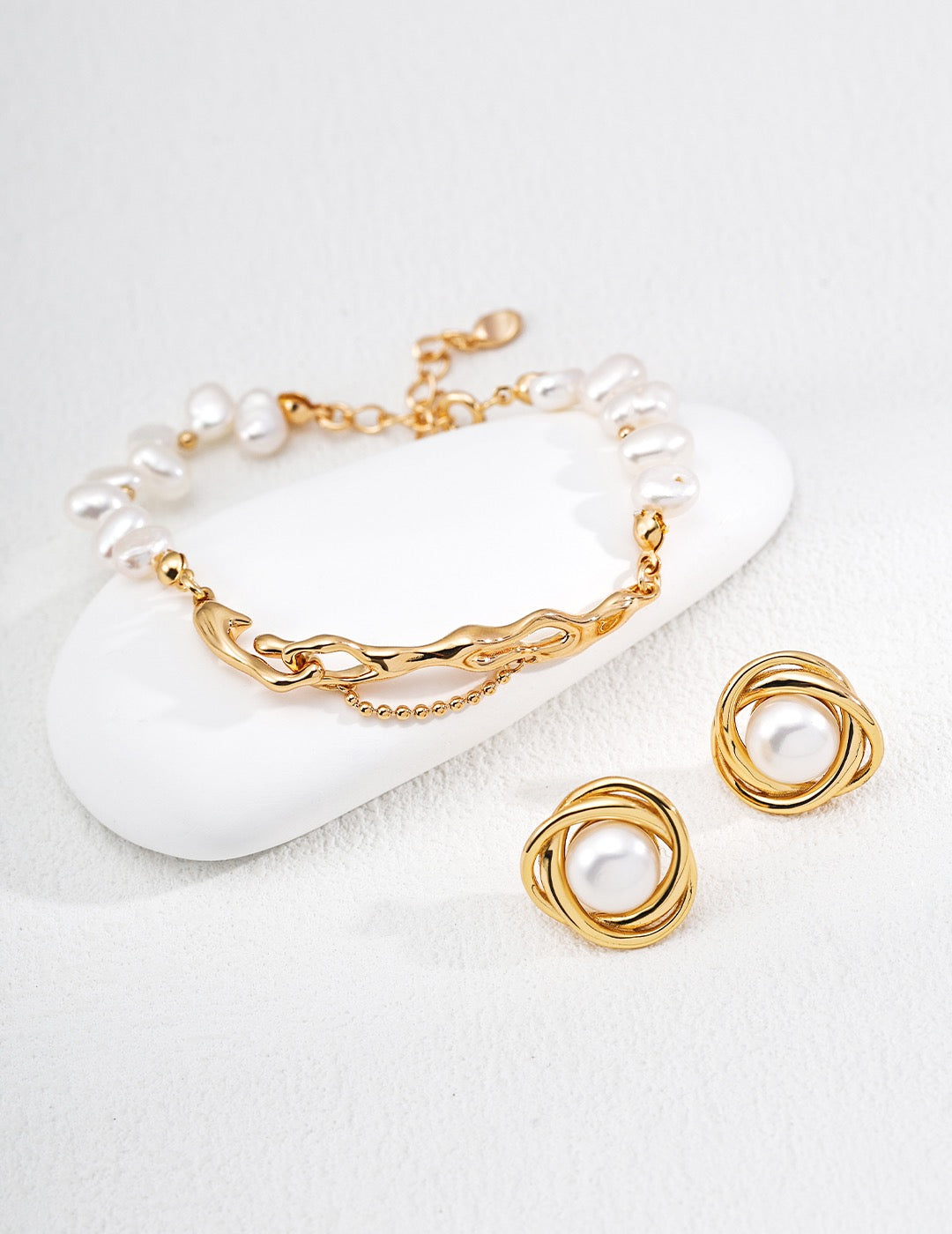 Molten Flow Bracelet