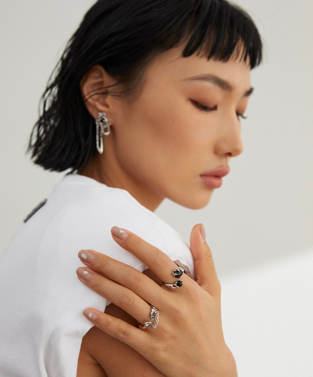 Fluid Onyx Ring – Sculptural Sterling Silver
