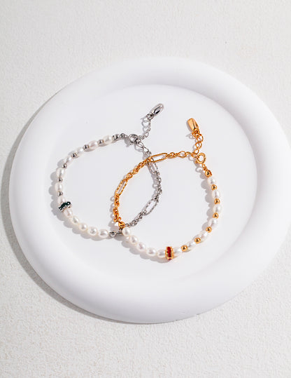 Flow Collection Pearl Bracelet