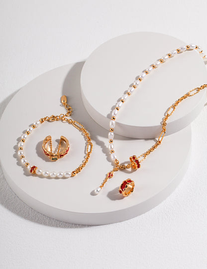 Flow Collection Pearl Bracelet