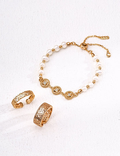 Lucky Glow Pearl & Golden Crystal Bracelet