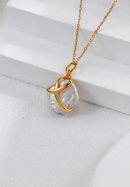 Eden Drop Baroque Pearl Pendant necklace