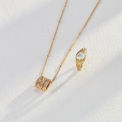“S925 Sliding Zircon Pendant – Sparkle in Motion.” “Vintage Shine – Movable Zircon Charm Necklace.”