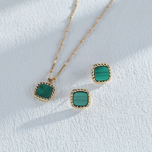 Timeless Malachite & Gold Jewelry Set